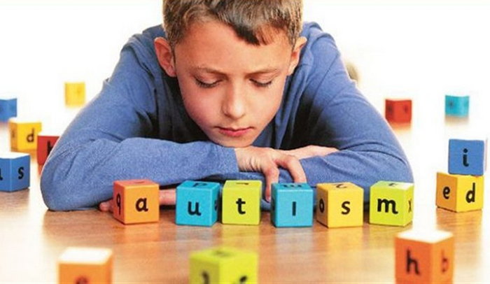 Ознаки дитини аутиста - як на 100% зрозуміти, що ваша дитина аутист