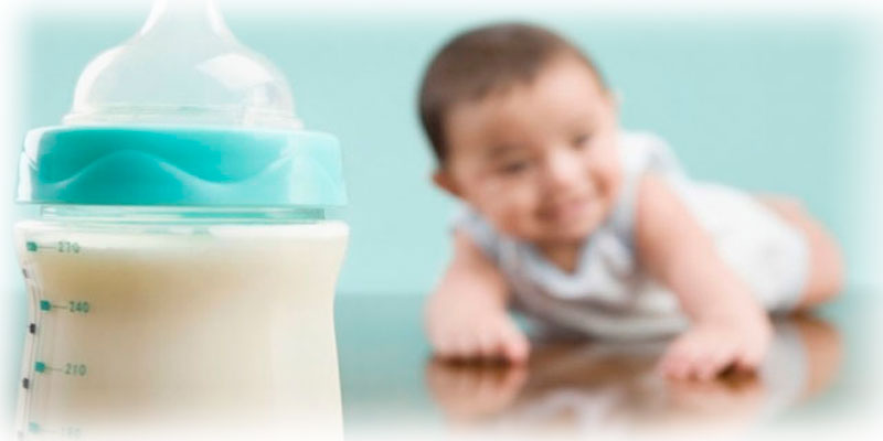 Правильне зціджування і зберігання грудного молока