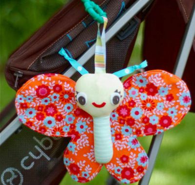 Які бувають брязкальця для новонароджених